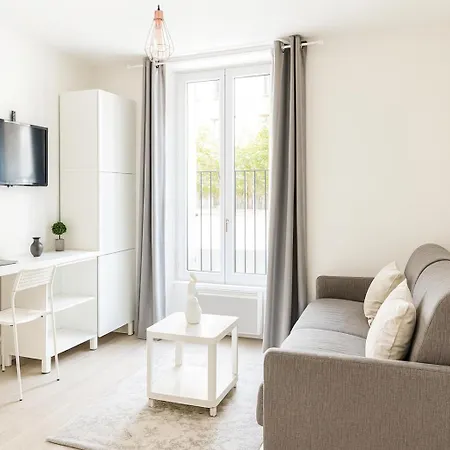 Cosy Proche Des Buttes-chaumont Parigi